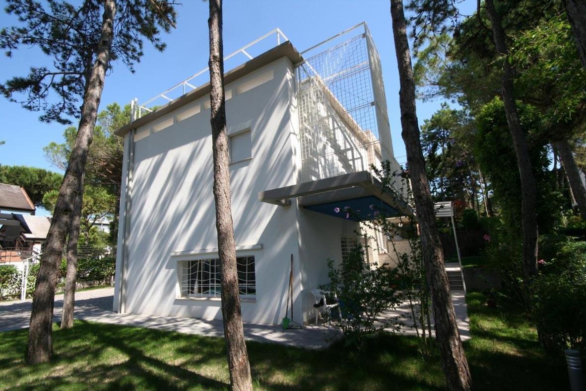 Ba - Carla Apartments - Modern Apartments - Lignano Sabbiadoro Exterior photo