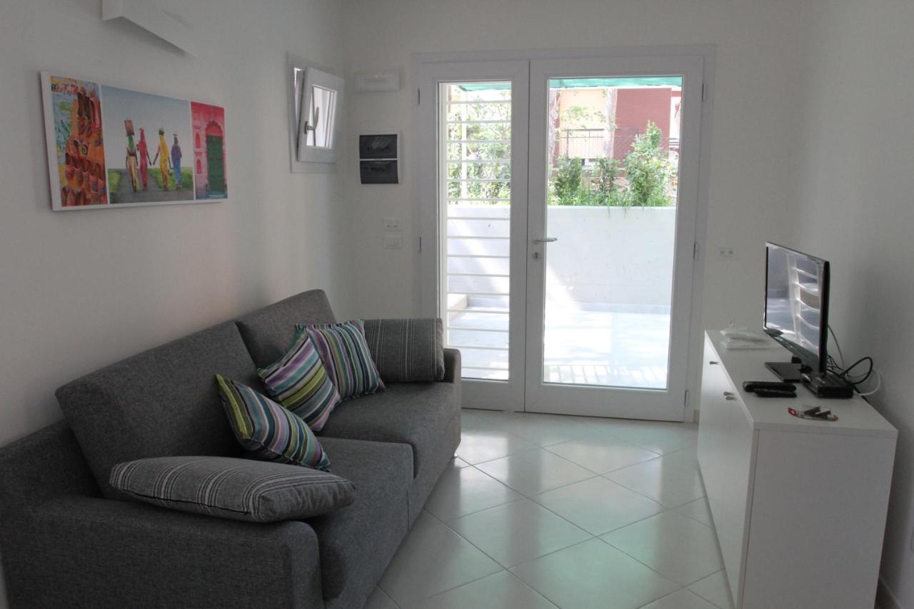 Ba - Carla Apartments - Modern Apartments - Lignano Sabbiadoro Exterior photo
